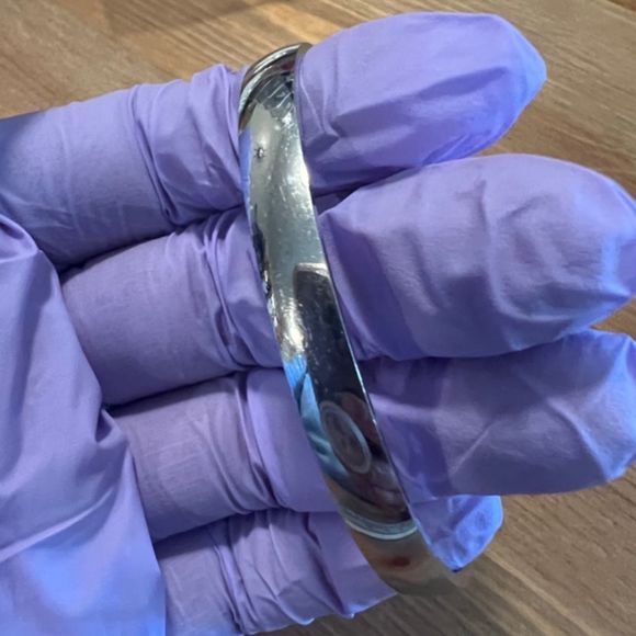 VTG Vendome Silver Tone Metal Bangle Bracelet - Picture 5 of 7